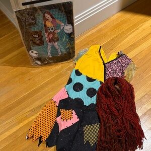 Nightmare before Christmas -Sally costume
Dress and wig- children’s large 12-14